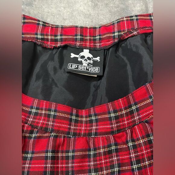 Vintage Y2K Lip Service Red and Black Plaid Skirt withh Lace and Tulle Sz M - Picture 7 of 8